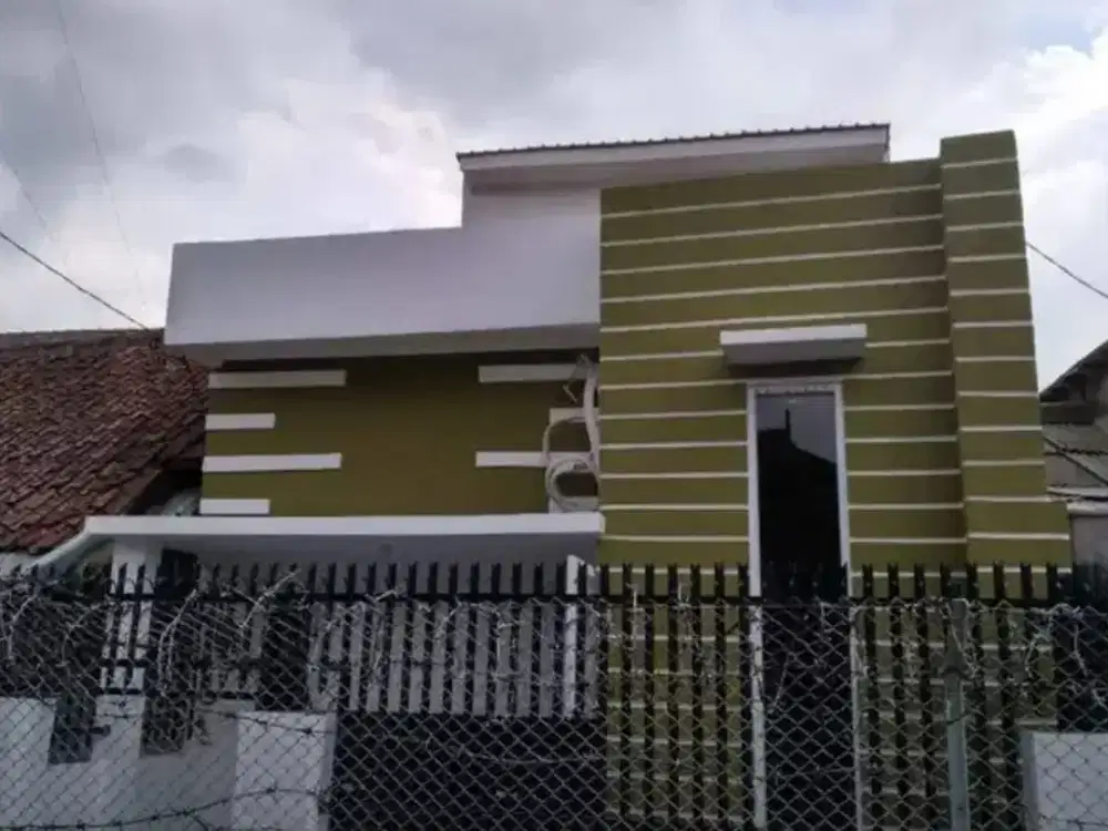 Rumah Minimalis Tengah Kota Akses Gang di Kopo Dekat Astanaanyar