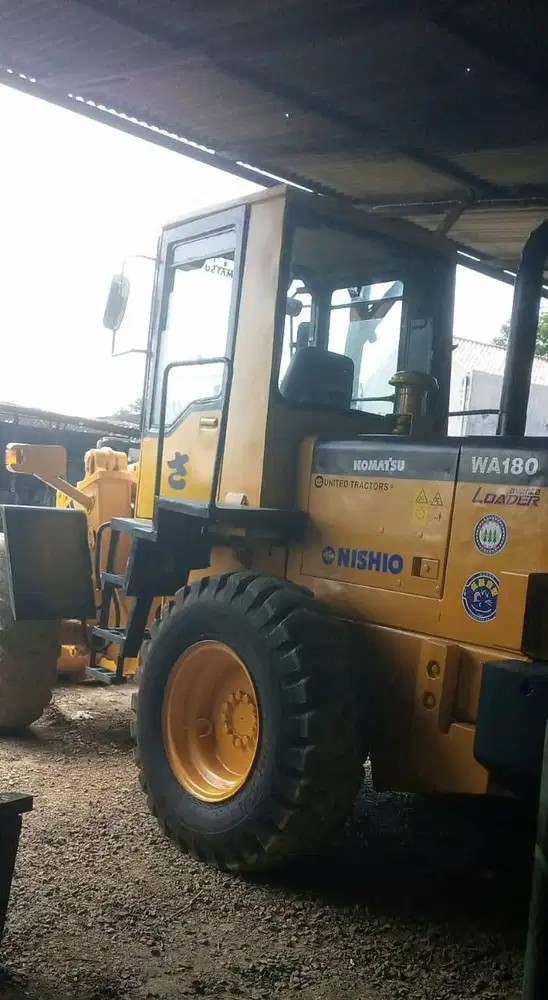 WHEEL LOADER KOMATSU WA180-3