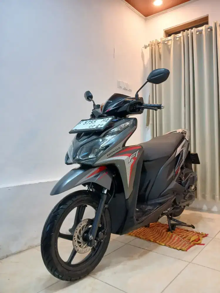 Vario 125 2014 idling stop ( iss )