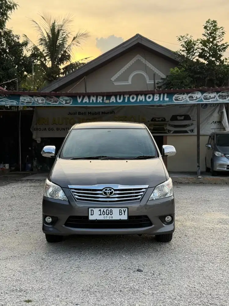 Toyota Kijang Innova G Diesel Manual 2013 Km 73 Ribu