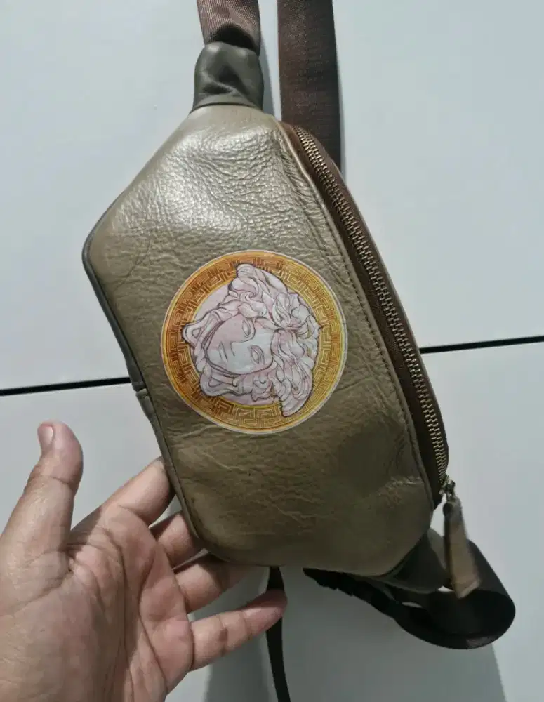 Istimewa whistbag versace kulit asli paten