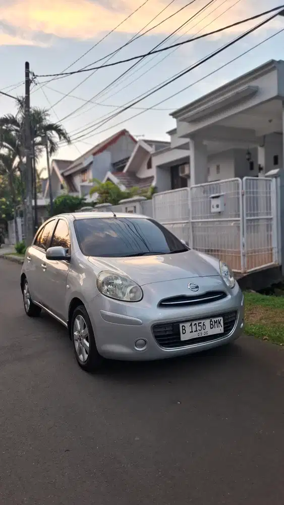 Nissan March 2012 Manual Orisinilan