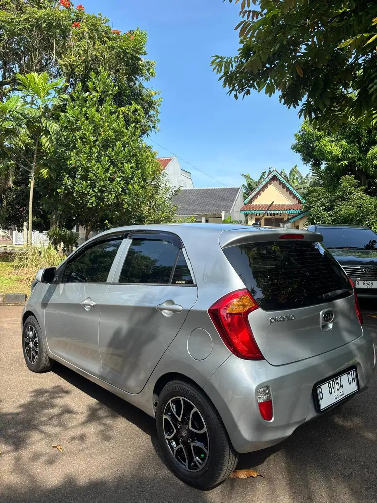 Kia Picanto 2012 Bensin