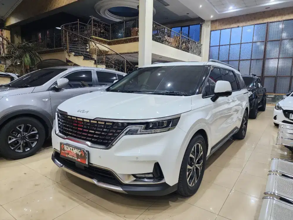 GRAND CARNIVAL PREMIER 2022 PUTIH / MODEL THN 2023 [BINTANG MOTOR]