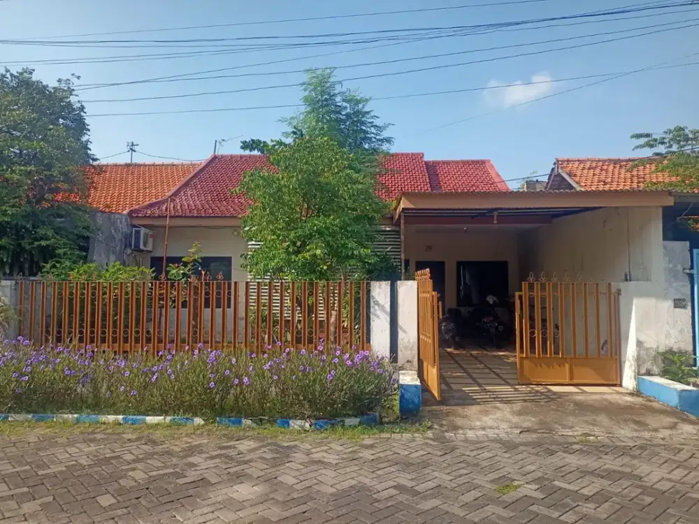 RUMAH TENGGILIS
