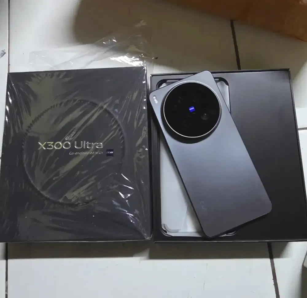 Vivo X300 Ultra 16/512
