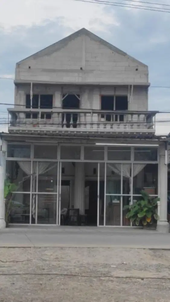 Jendela alumunium kaca