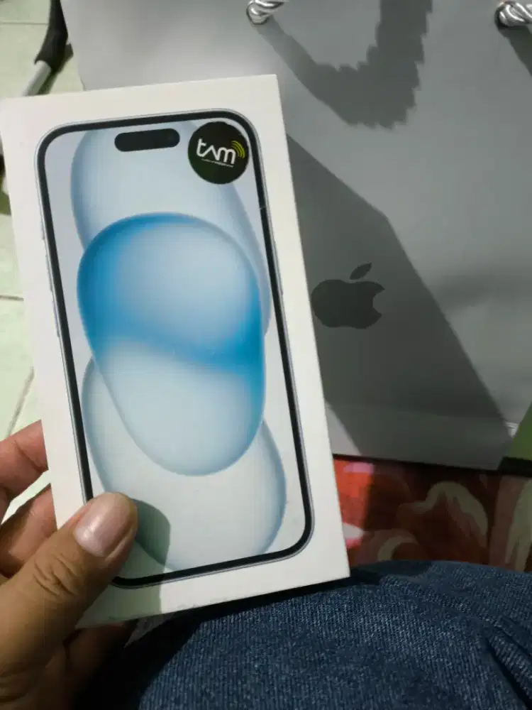 (LIKE NEW) iPhone 15 128GB Blue, Garansi iBox dan Baru Beli
