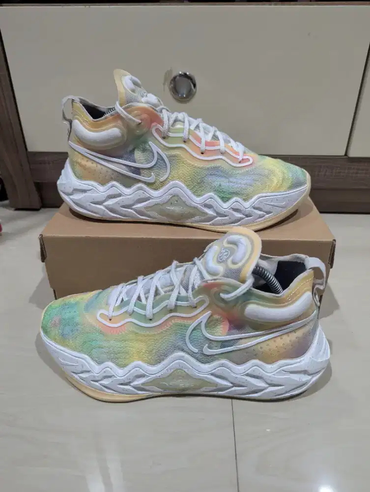Sepatu Nike air zoom GT preloved size 42
