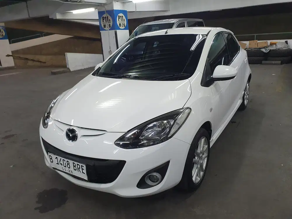 Mazda 2 R Sport AT 2013 FullOriginal SepertiBaru Gresss Istimewa Antik