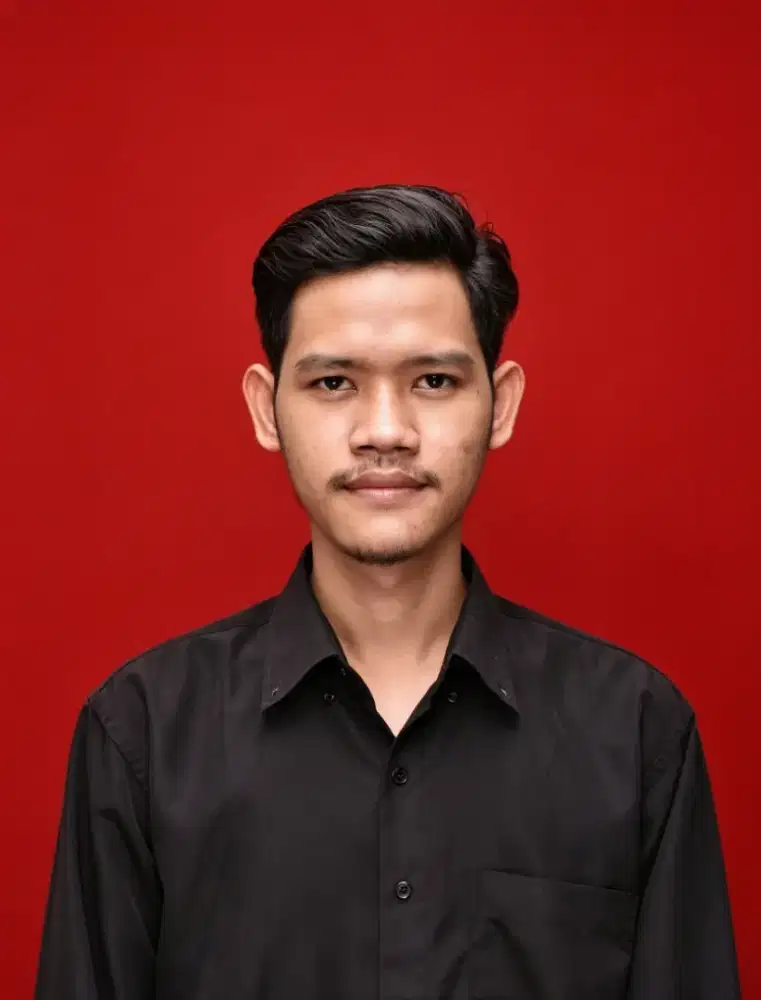 Saya sangat ingin bekerja dimana pun, kecuali pialang.