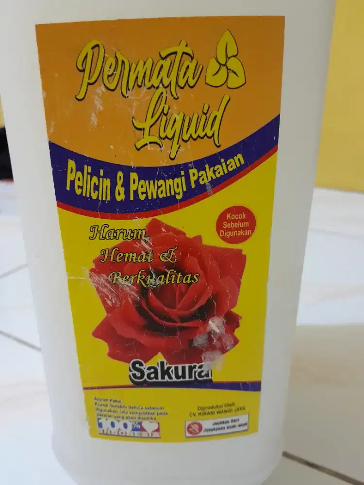 Pewangi pakaian 5 liter