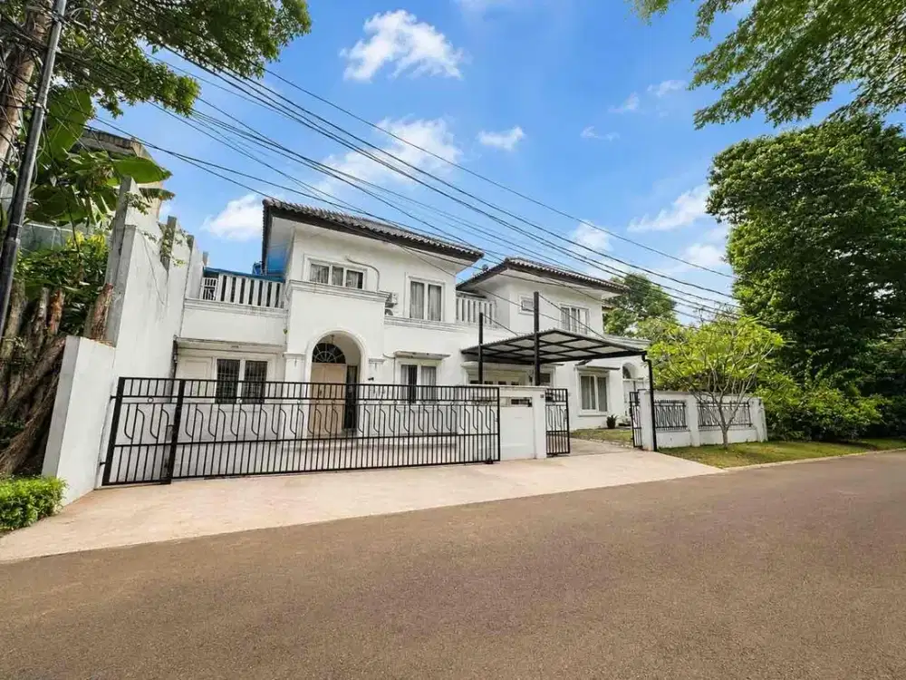 Dijual Rumah Luas Lokasi Premium Lebak Bulus Dekat MRT