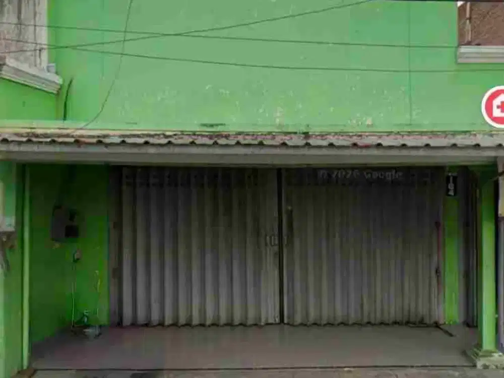 Dijual Rumah usaha dekat alun alun mojokerto