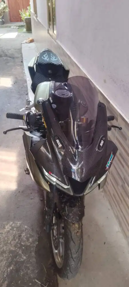 Yamaha R15 mesin standar