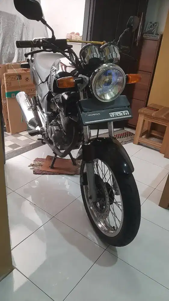 Dijual Sepeda motor Tiger thn 2005.