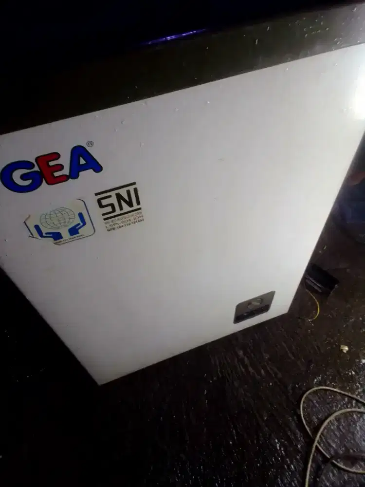 Flezeer kaca kapasitas 100 l