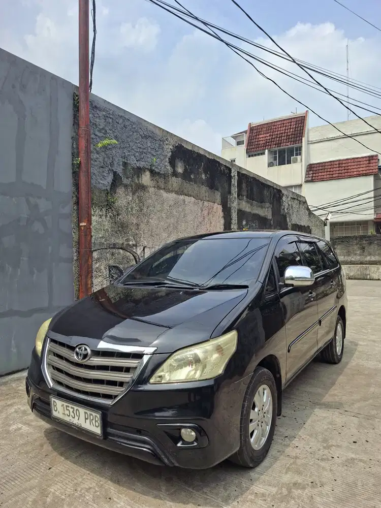 Toyota Kijang Innova 2014 Bensin