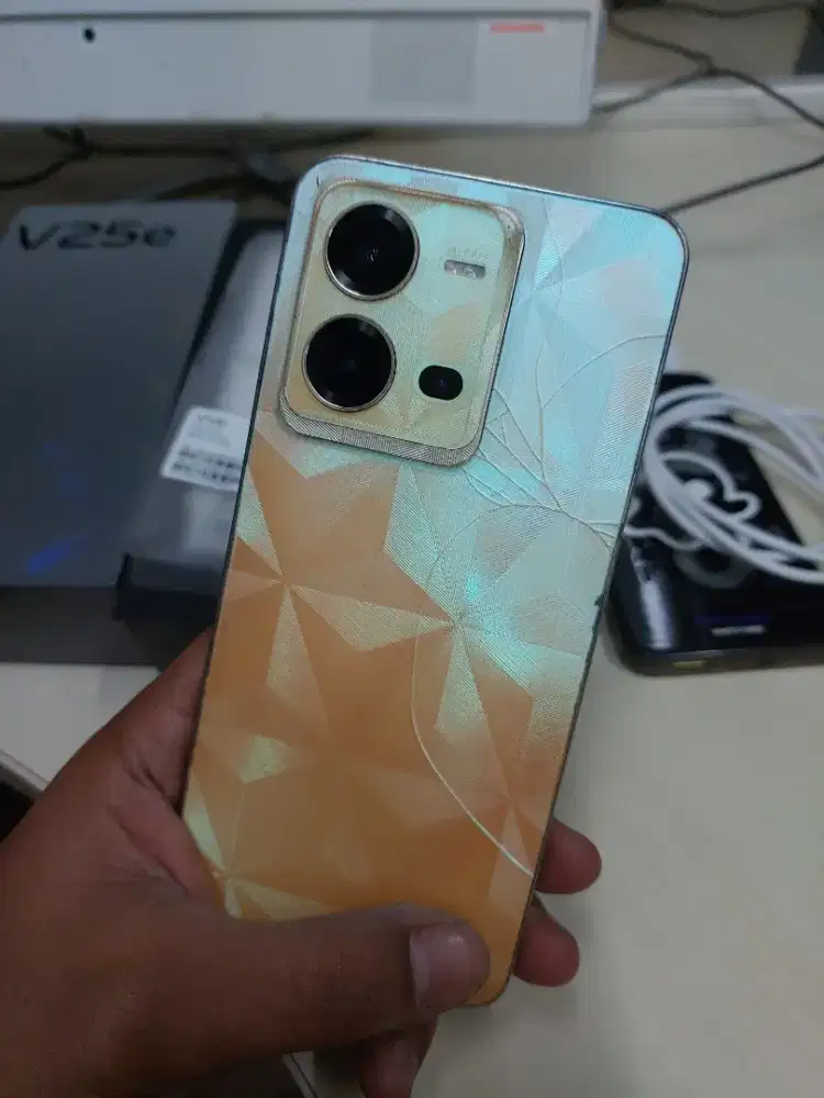 Vivo v25e ex resmi ram 8 internal 128