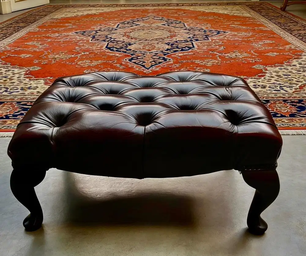 authentic stool chesterfield