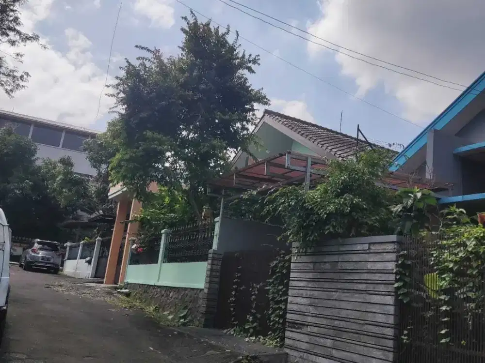 DIJUAL RUMAH CLASSIC JL KUTA INDAH EMPANG BOGOR SELATAN