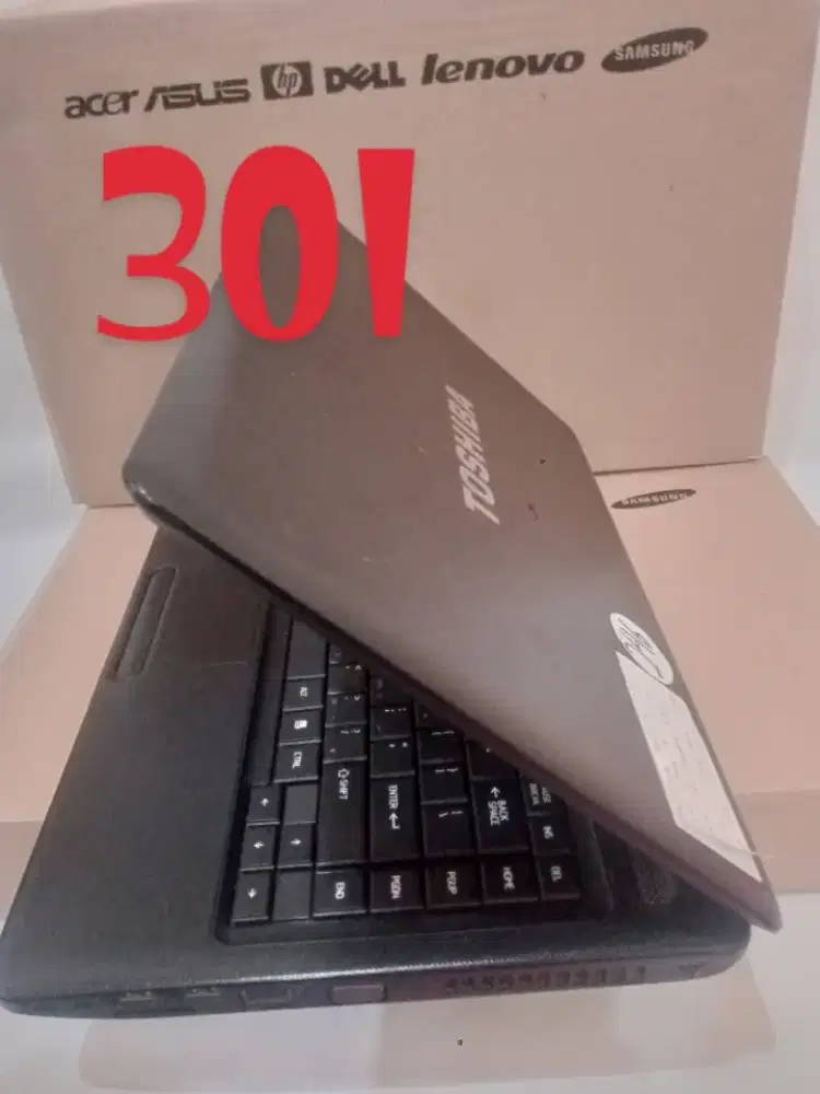 Toshiba C640 Sandybridge Core i3 - 2330M DDR 4GB Hdd 320 Led 14 2jam