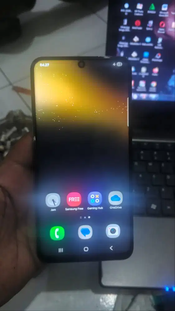 Samsung s22 5G (bukan ultra)