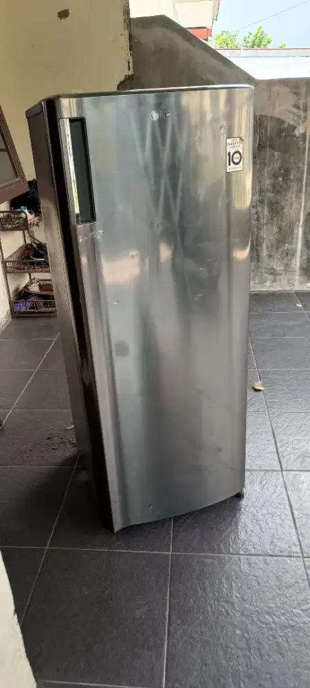 Kulkas Frezzer LG 6 Rak