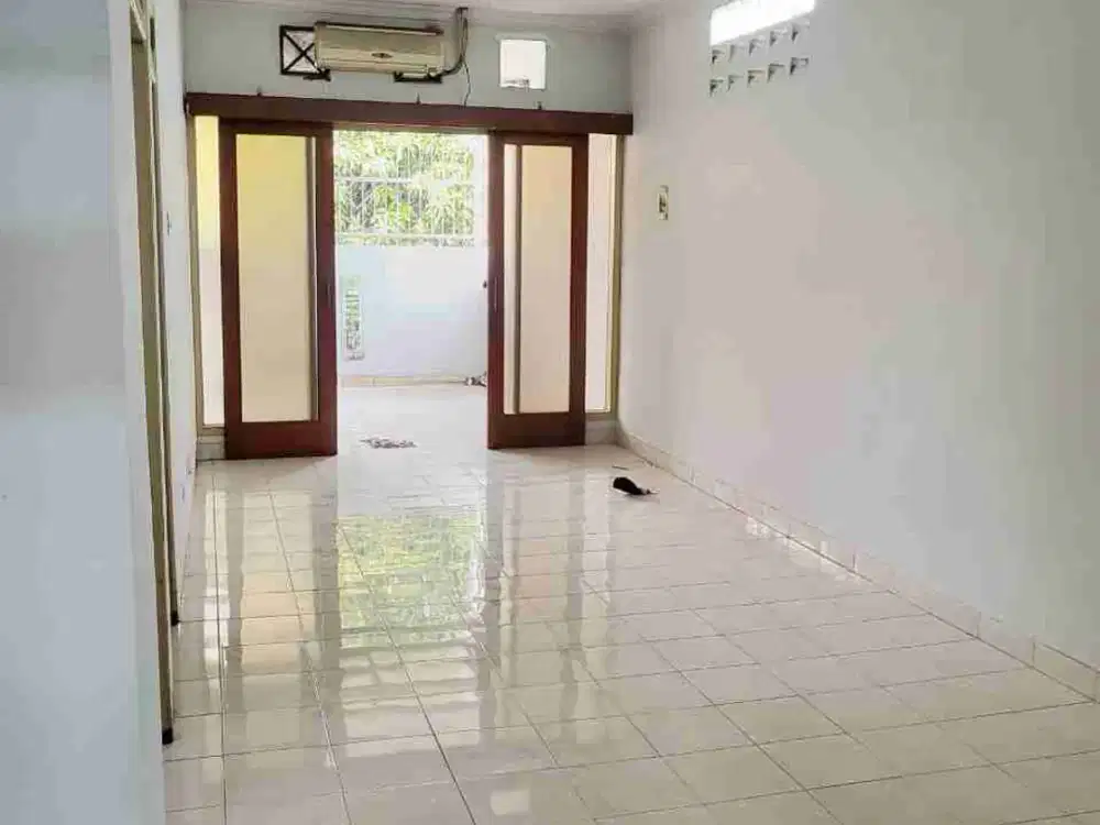 Rumah Dijual Murah di Komplek THI 1 – LT 90 LB 150, 3 KT, Harga 1,2 M Nego