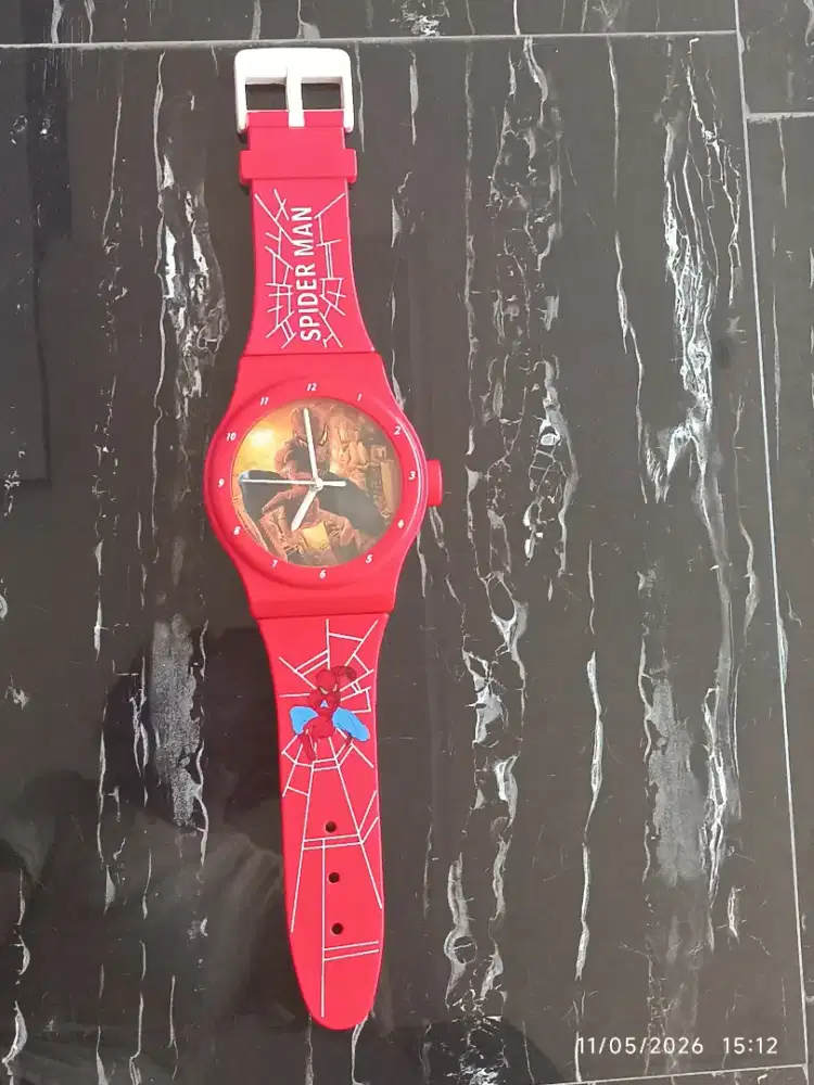 Jam dinding animasi