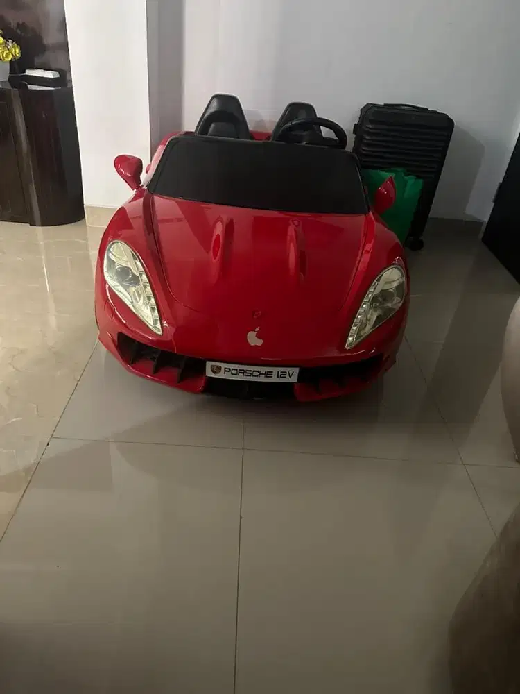 mainan mobil aki