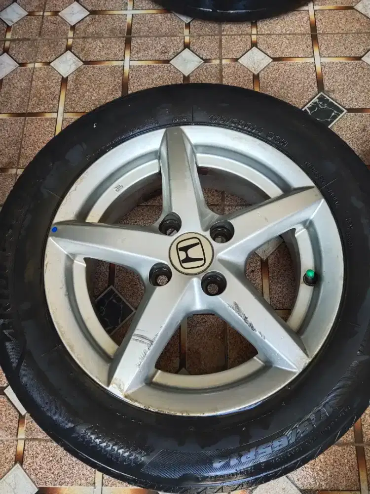 Jual velg R14   bawaan unit 5 pc