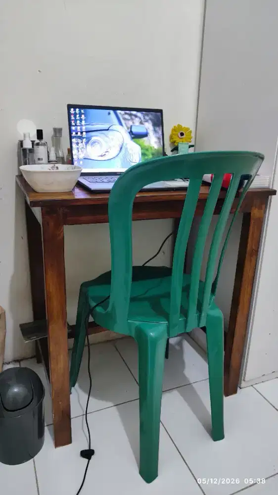 Kursi dan Meja belajar