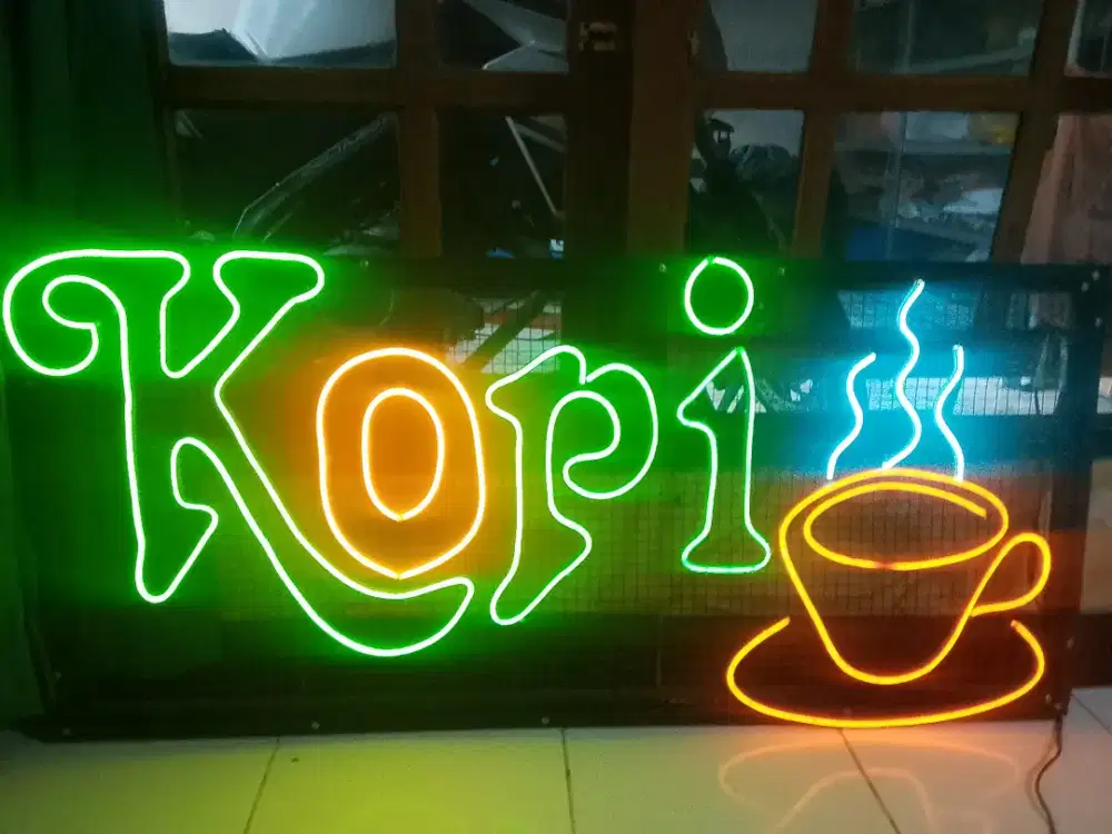 Lampu LED kopi gerak