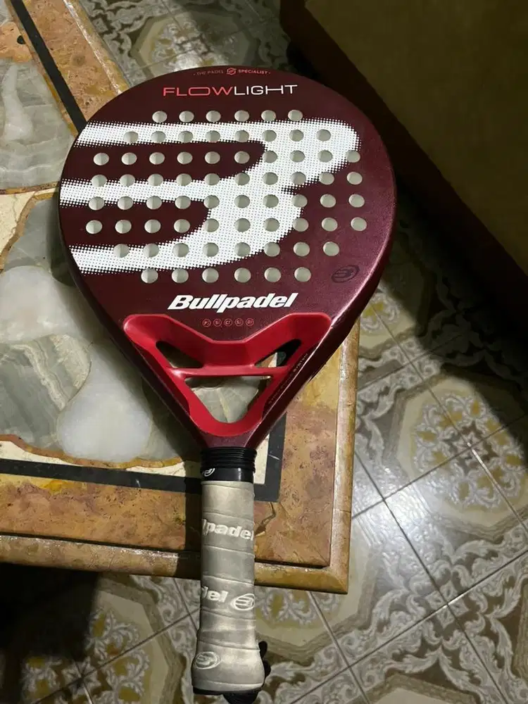 Raket Bullpadel Flowlight 2025 Red