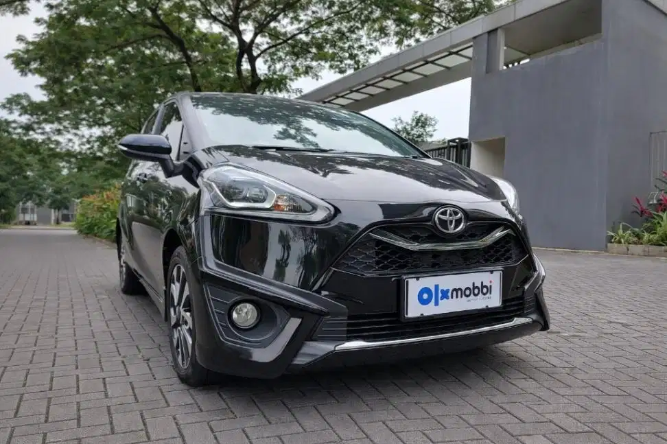 DP Murah Toyota Sienta 1.5 Q Bensin-AT 2021 CTAZB