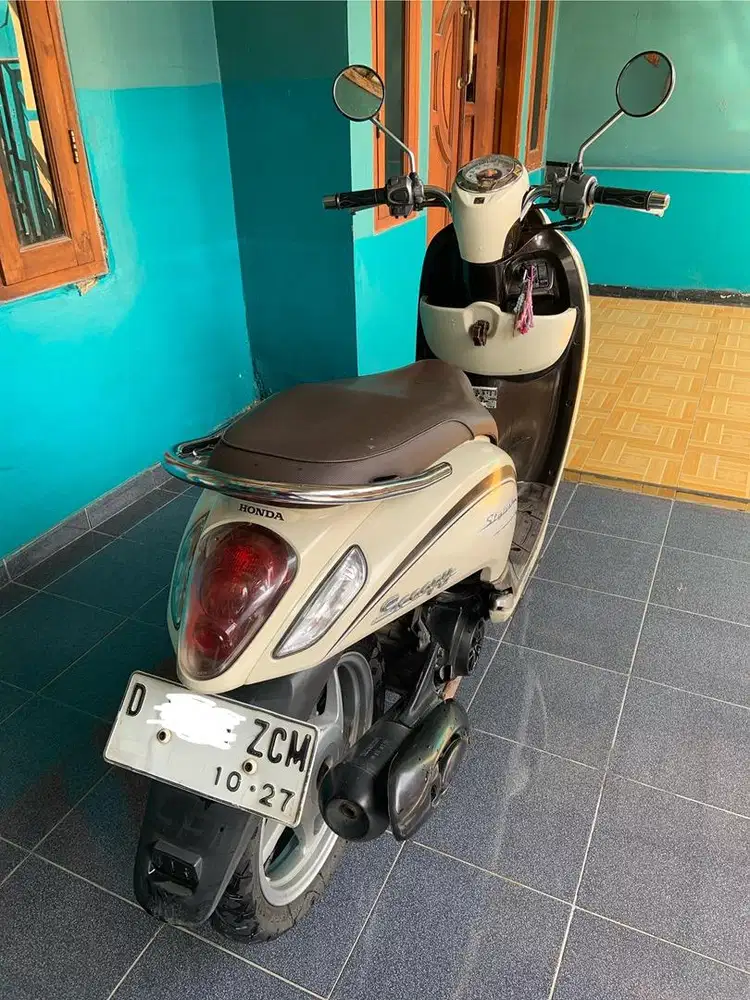 Dijual scoopy 2016