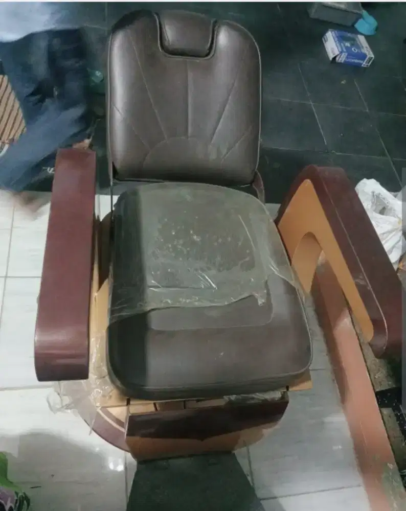 Di jual Kursi pangkas