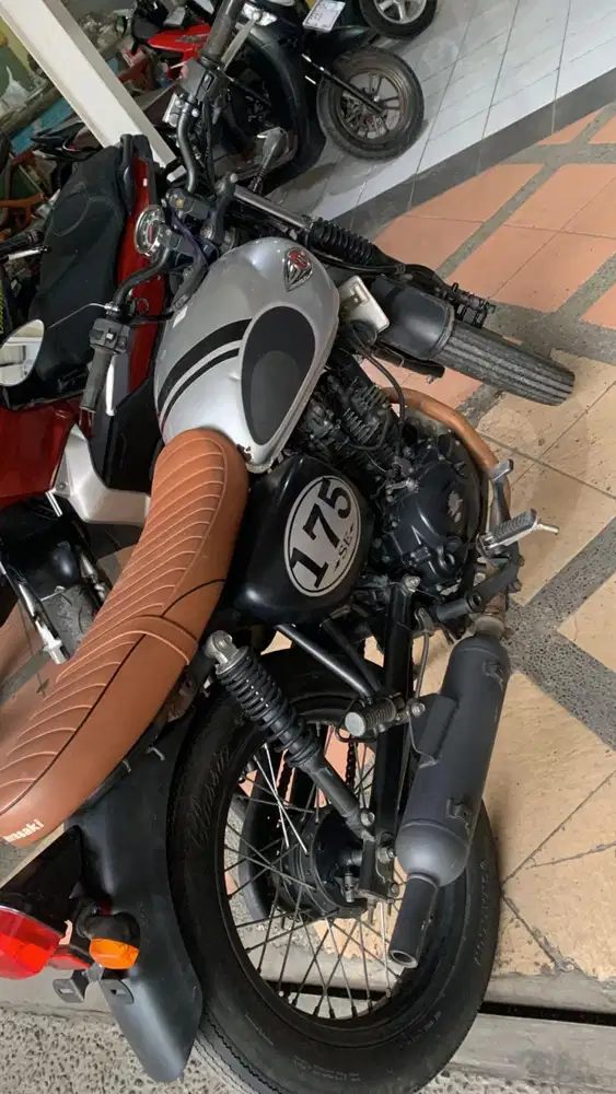 Kawasaki W175 Tahun 2018