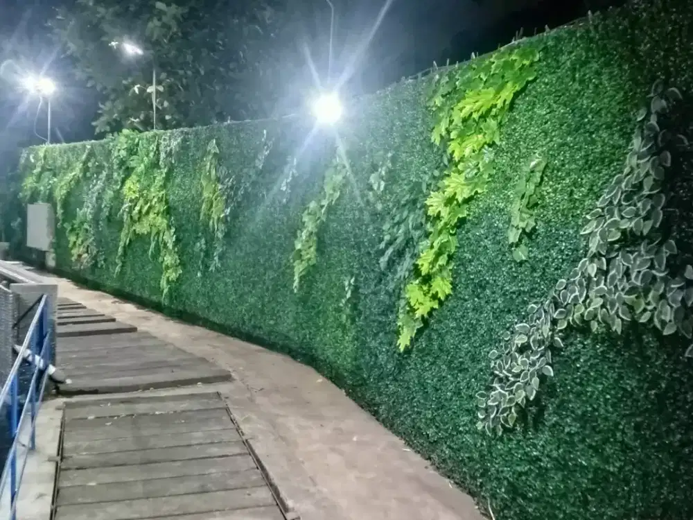 Taman vertikal garden