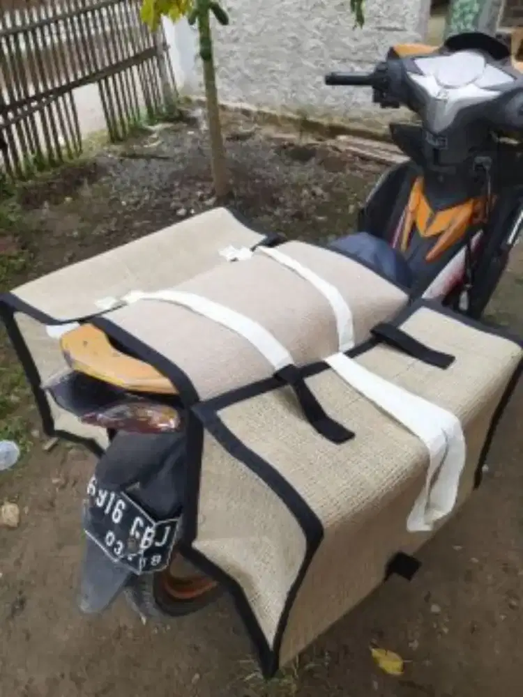 Tas motor buat barang di motor
