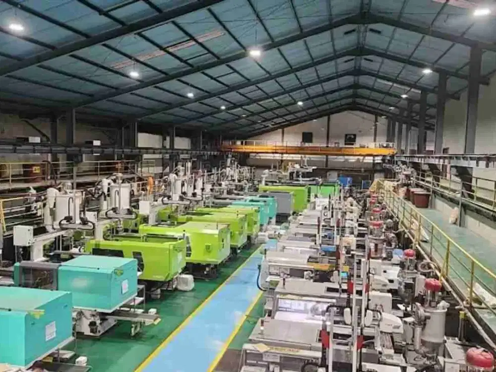 gudamg siap pakai di kawasan industri MM2100 cikarang