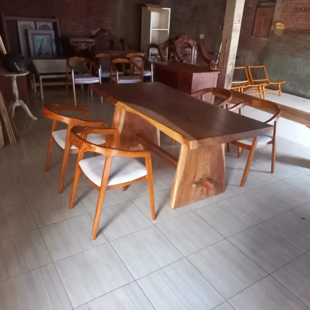 Meja Makan Trembesi Meja Kayu Suar Kursi Cafe Resto hotel grosir