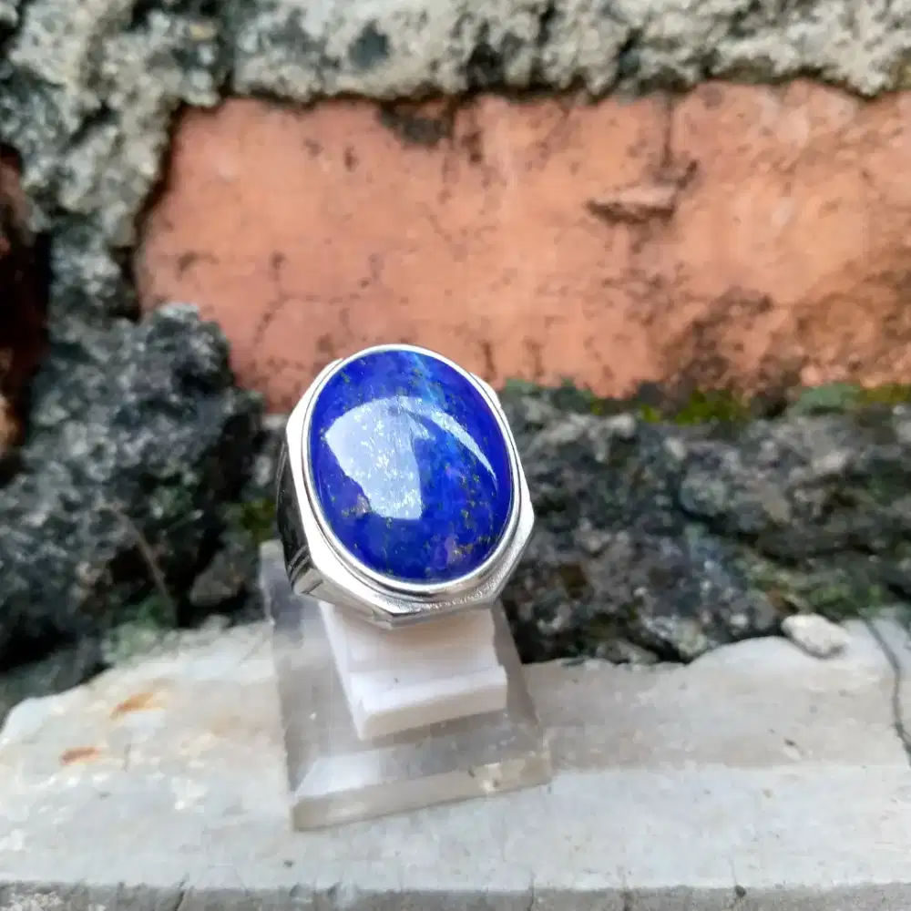 Batu lapis lazuli Afghanistan