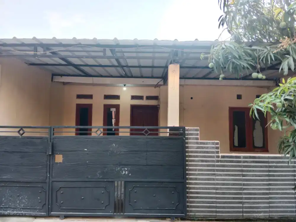 DI JUAL RUMAH NYAMAN & RAMAI
