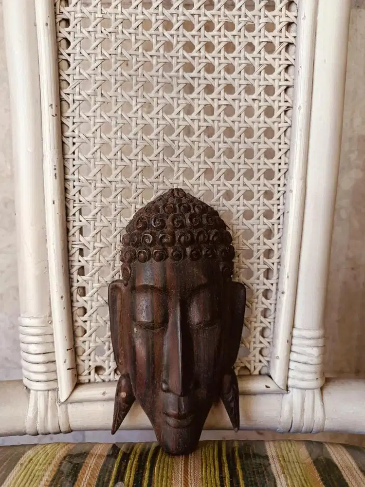 Patung Ukiran Kayu Khas Bali