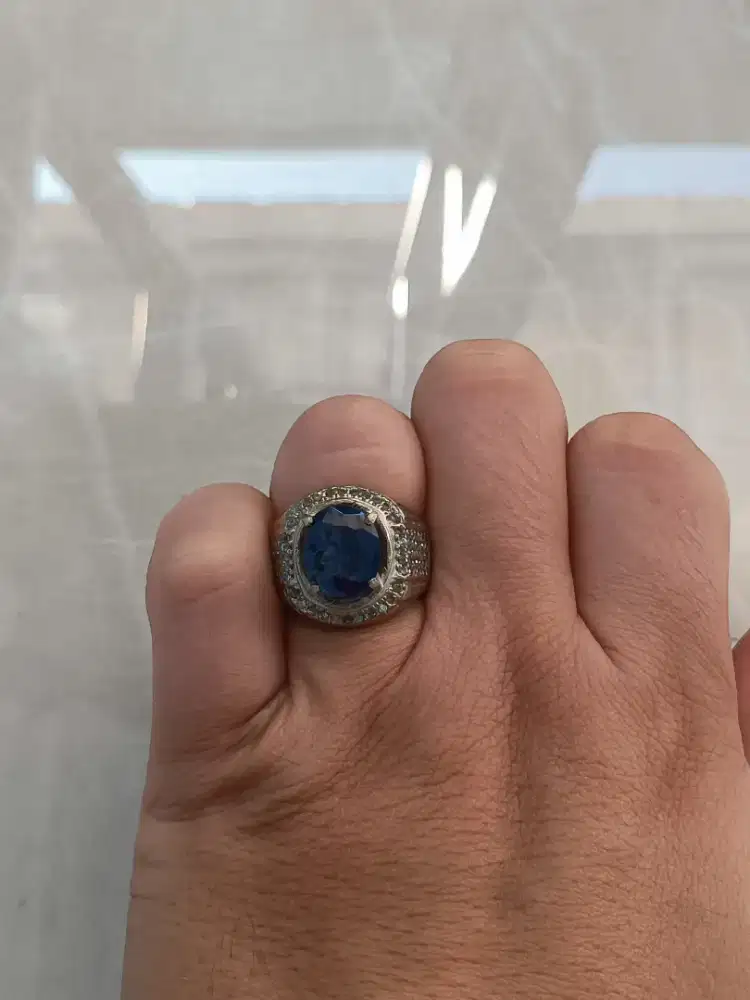 Natural batu iolite