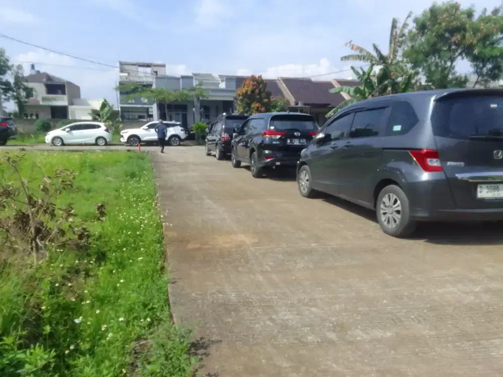 mau beli tanah kavling murah siap bangun shm ini tempatnya yang nyaman di komplek assalam 2