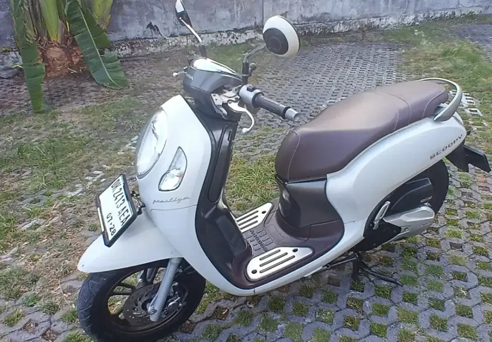 Honda Scoopy Prestige
