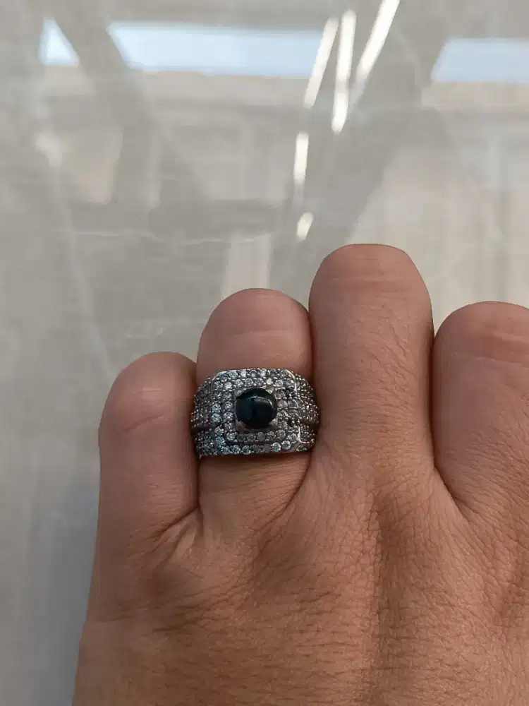 Cincin batu permata blue sapphire